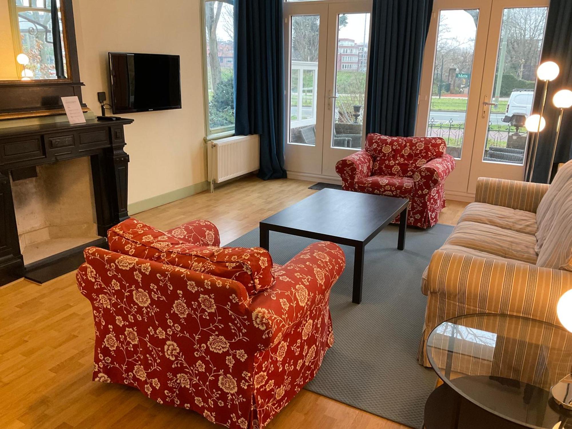 Multatuli House By Hofstad Appartement