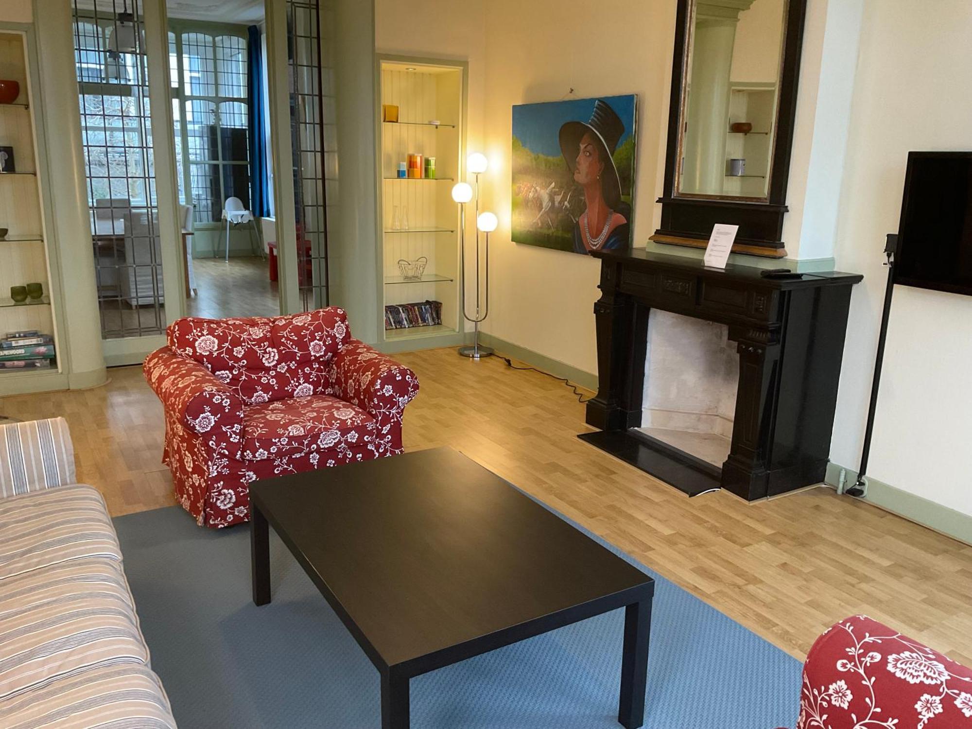 Multatuli House By Hofstad Den Haag